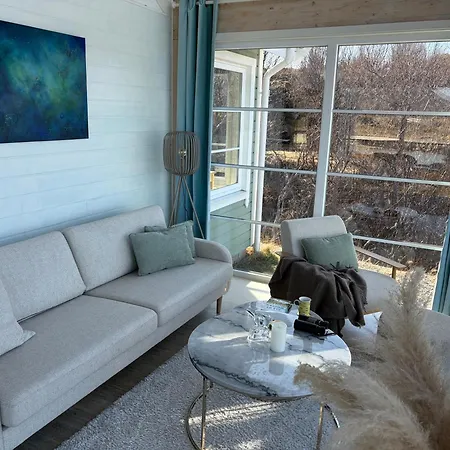 Breathe - Seafront With Open Sea Views * Skrollsvika